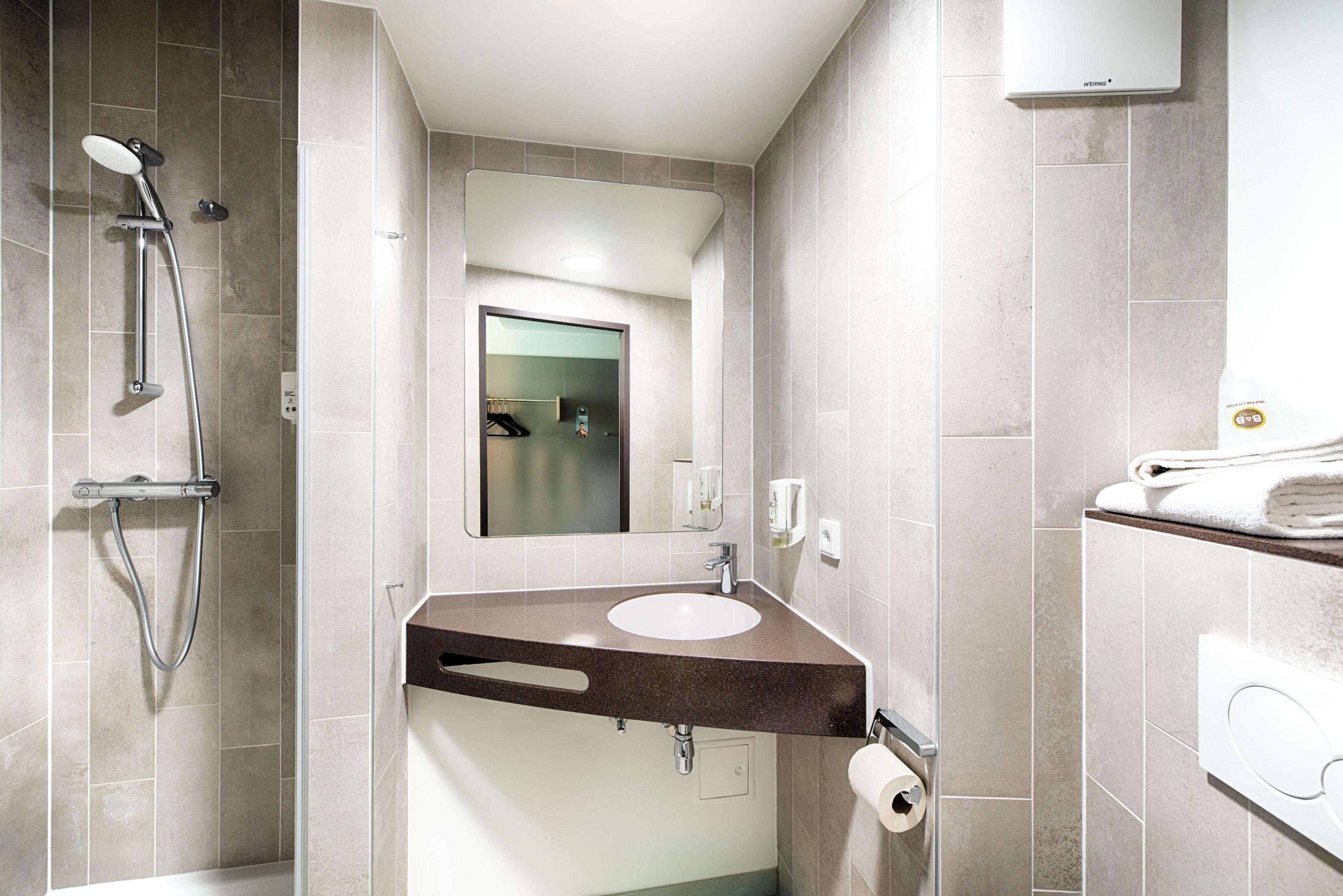B&B Hotel Villach Bagian luar foto